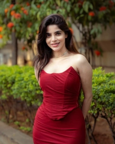 Dehradun escort